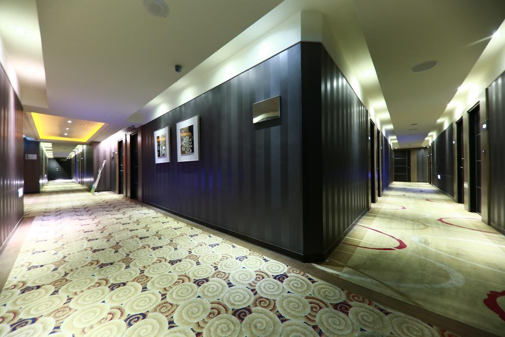 Talmud Hotel Taichung Exterior photo